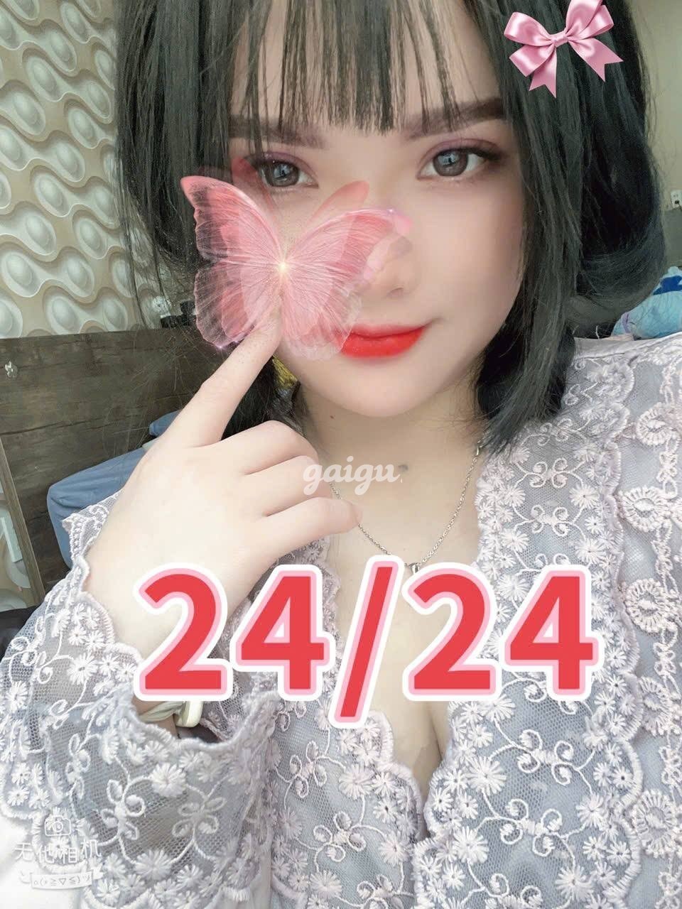 Ngọc Mũn Mĩm_ Gương mặt kute, Bodu múp máp gợi cảm