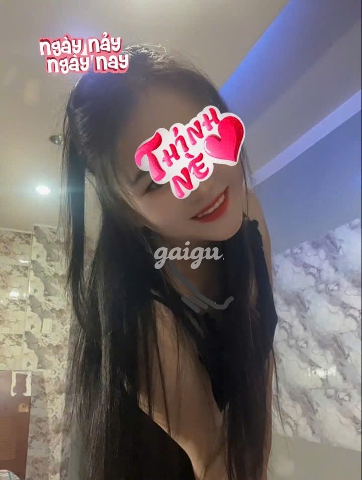 REUP: NGỌC LINH SERVICE CỰC TỐT_TRẮNG HỒNG VÚ MÔNG MÚP MẨY
