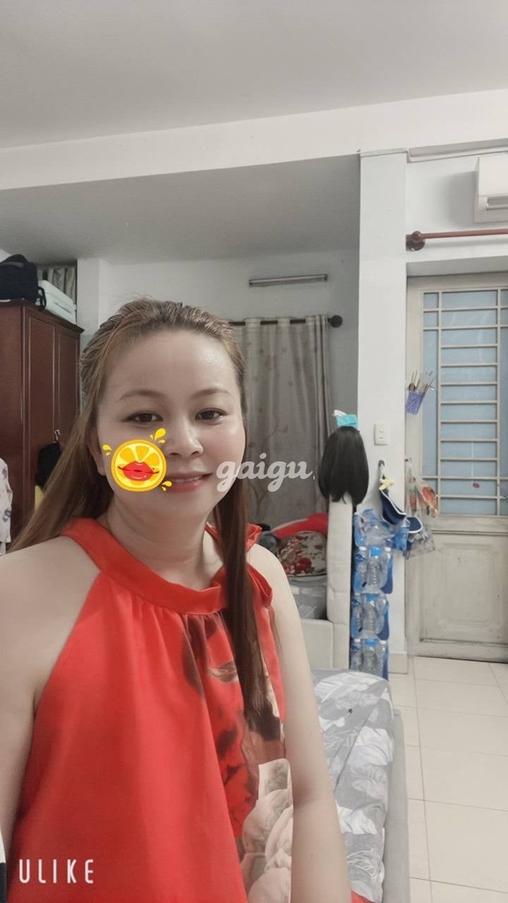NEW THU HƯƠNG VÚ TO – ĐÔI MẮT DÂM ĐÃNG – DỊCH VỤ HOÀN HẢO