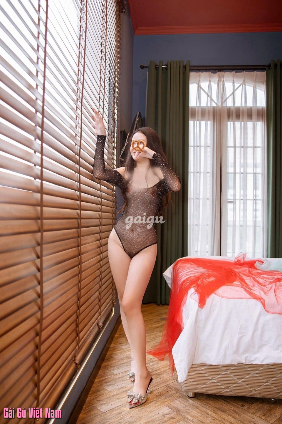 ELYY ❤️ LOLI MỚI LỚN, MÌNH DÂY, XINH XẮN, VÚ VỪA NHÚ